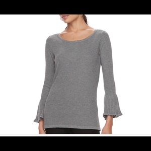 Elle Bell Sleeve Gray Sweater Small
